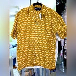 NWT Abercrombie & Fitch Men’s Short Sleeve Button Down Shirt, Size M, Geo Print